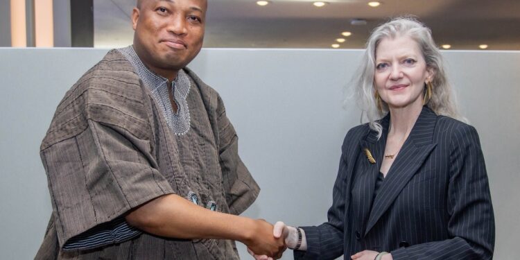 Samuel Okudzeto Ablakwa (left) in a warm handshake with the US Secretary of State for Political Affairs Allison Hooker