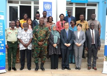 Group photo of all participants