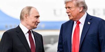 Russian President Putin (left) with US President Trump