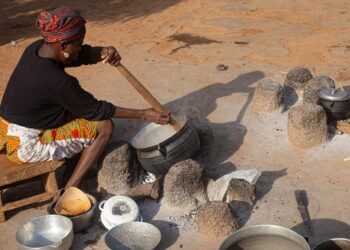 A woman preparing breakfast for her family, in Boni, northern Ghana. Cases of food poisoning often go unreported, leaving a gap in official health records. Copyright: Justice Baidoo
