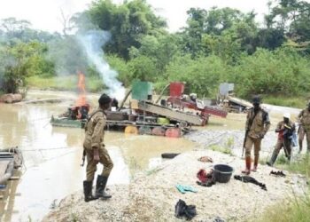 Proliferation of small arms threatens fight against illegal mining in Ghana, authorities