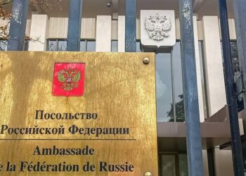 According to the publication, the EU authorities "will require Russian diplomats posted in EU capitals to inform other governments of their travel plans before crossing outside the border of their host country"