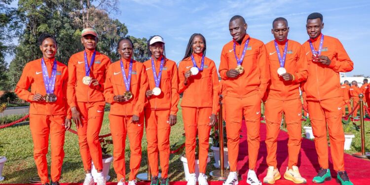 Kenyan President welcoming the athletes