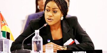 Esperance Luvindao, Minister of health and social services