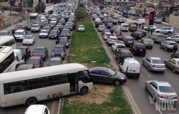 Vehicles stuck in traffic after Israel's military issued 'evacuation' orders of entire neighborhoods in Beirut's southern suburb on March 5, 2026. © Claudia Greco, Reuters