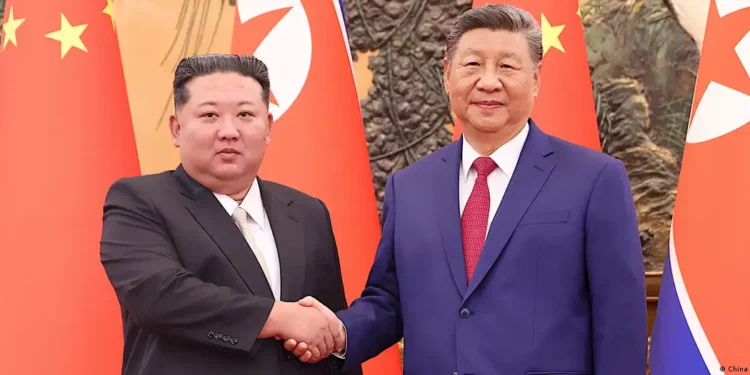 Chinese President in a handshake with the North Korea President