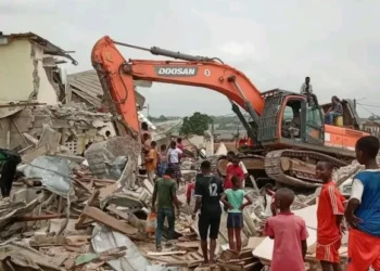 Govt repatriates 327 Ghanaians displaced by Abidjan demolitions