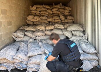 Australia intercepts US$208m meth shipment from Ghana, three arrested