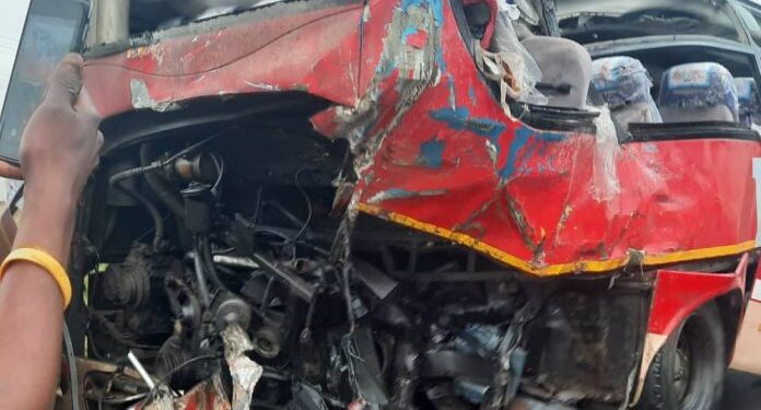 Odumase: 13 feared dead, several injured in Kumasi-Accra highway crash