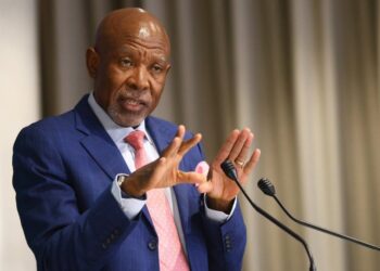 South Africa unexpectedly holds rates as it flags growth risks